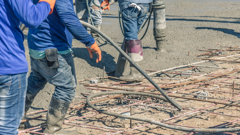 Segundo Valderci Malagosini Machado, escolher corretamente o painel nervurado treliçado e montar com precisão é decisivo para evitar patologias e atrasos na obra.